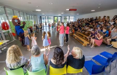 Pozdrav prvošolcem na POŠ Ihan, foto: Rok Majhenič